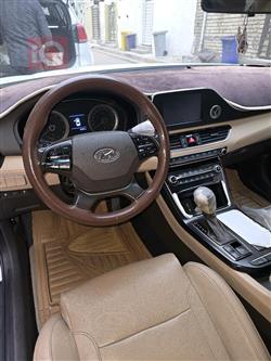 هيونداي أزيرا